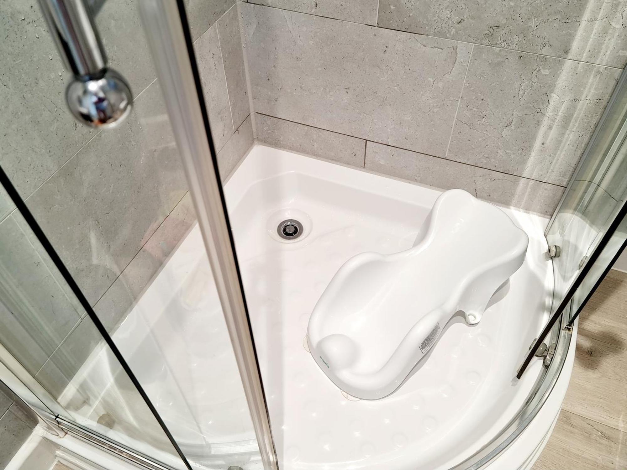 בורנמות' Private Self-Contained Place מראה חיצוני תמונה